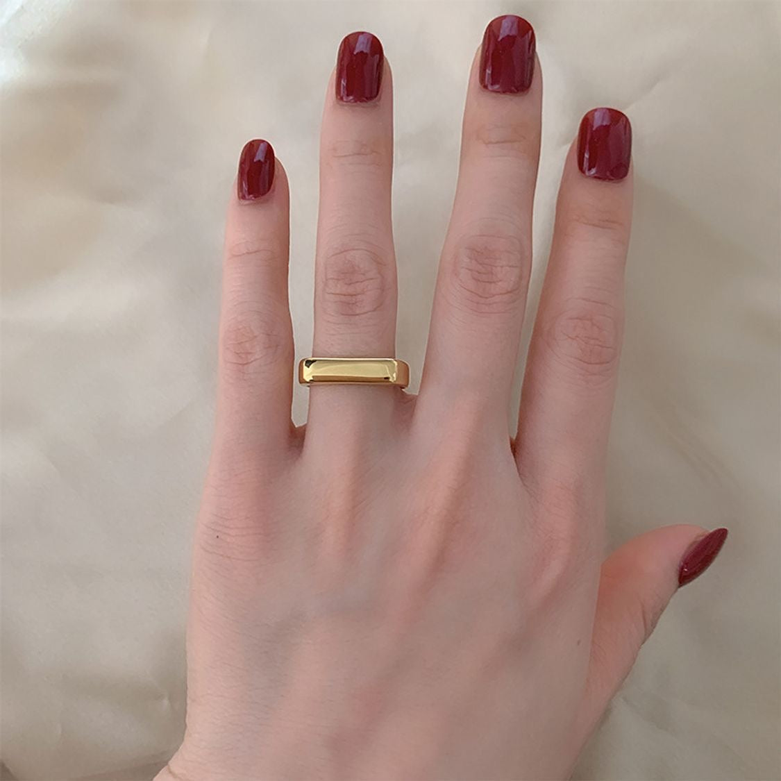 Retro quadratischer Ring gold